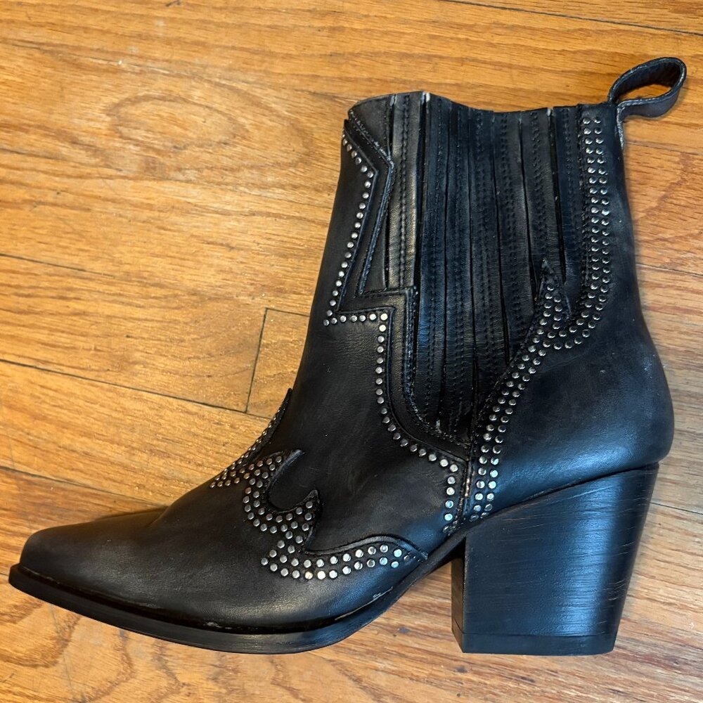 NWOT Thursday Boot Company Icon Booties - Picture 3 of 6